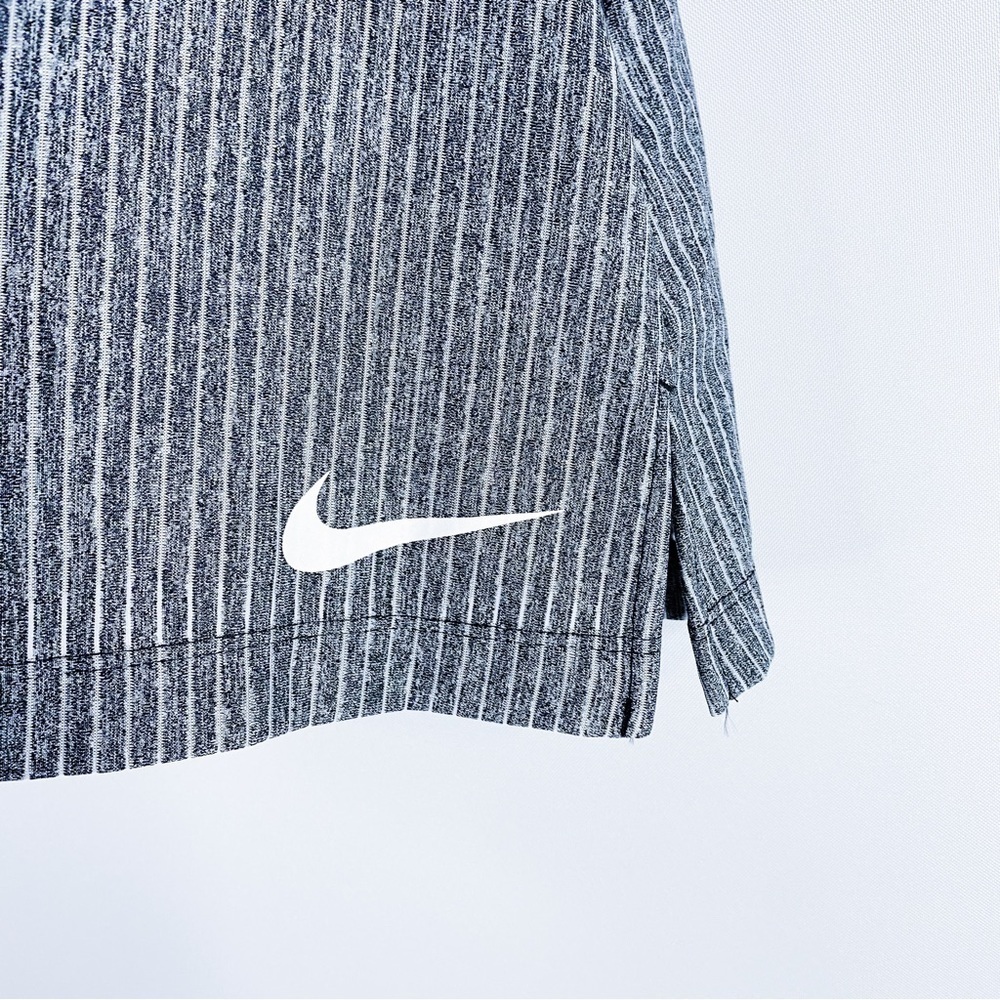 Nike - Dri Fit Tank - Picture 2 of 4